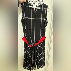 Cute cocktail LBD with red details size 18